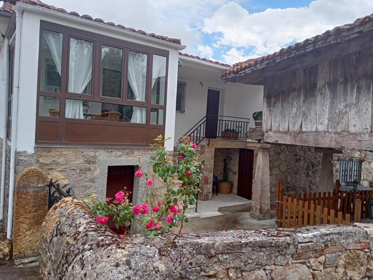 Casa La Cruz A 2Km De Onís Zewnętrze zdjęcie