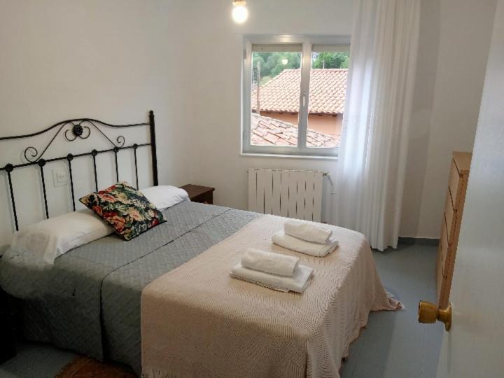 Casa La Cruz A 2Km De Onís Zewnętrze zdjęcie